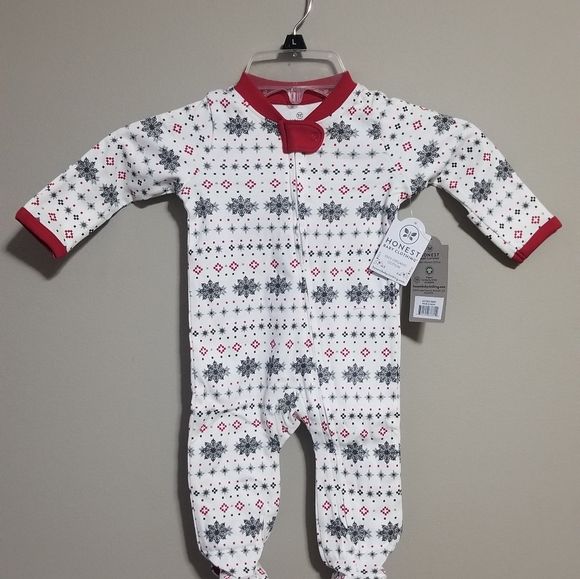 Honest Company Infant set of 2 zip up sleepers - Picture 9 of 9